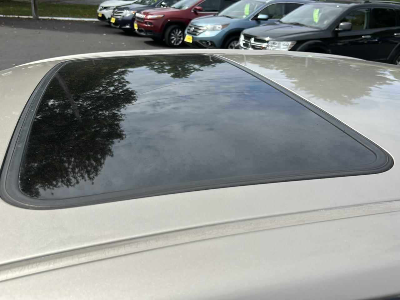 Toyota Avalon XL 2004