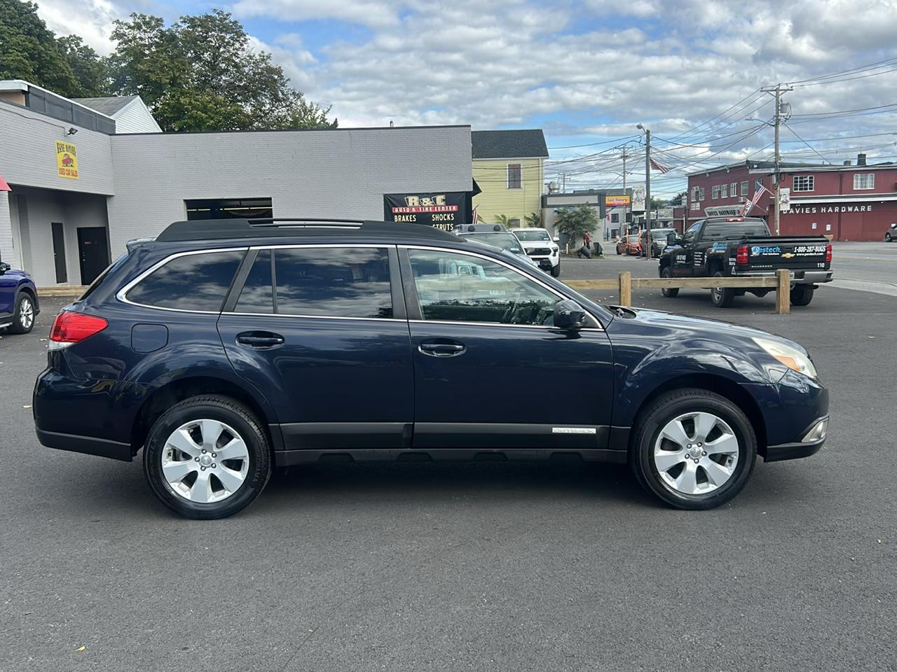 Subaru Outback 2.5i Premium 2012
