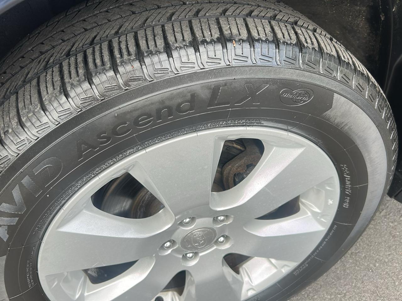 Subaru Outback 2.5i Premium 2012