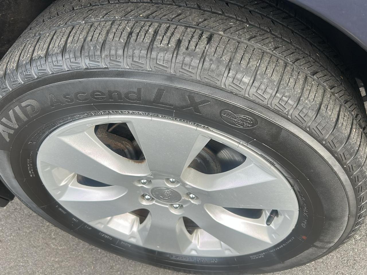 Subaru Outback 2.5i Premium 2012