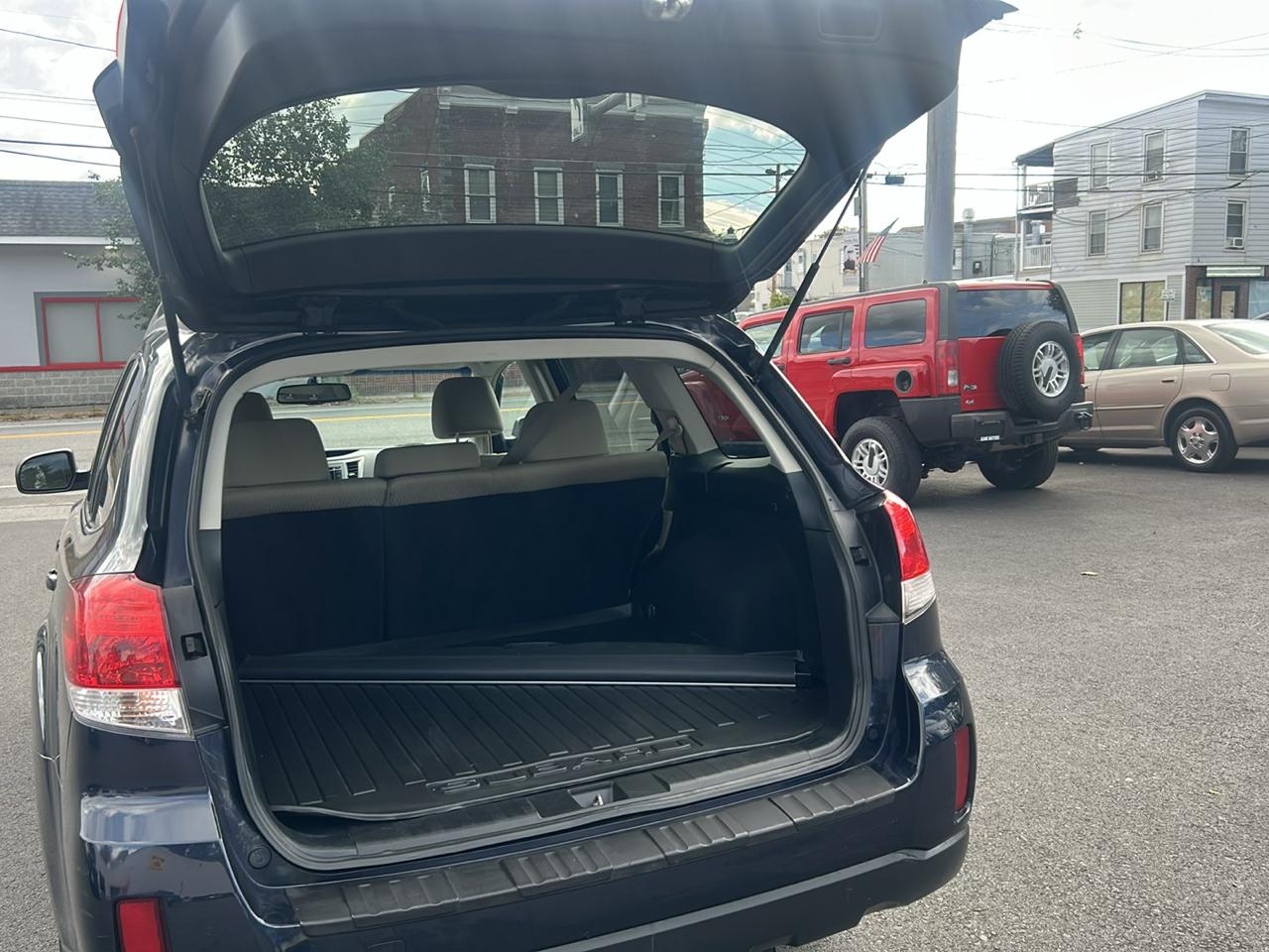 Subaru Outback 2.5i Premium 2012