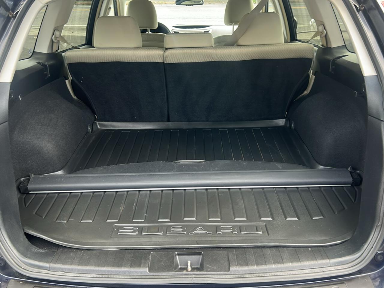 Subaru Outback 2.5i Premium 2012