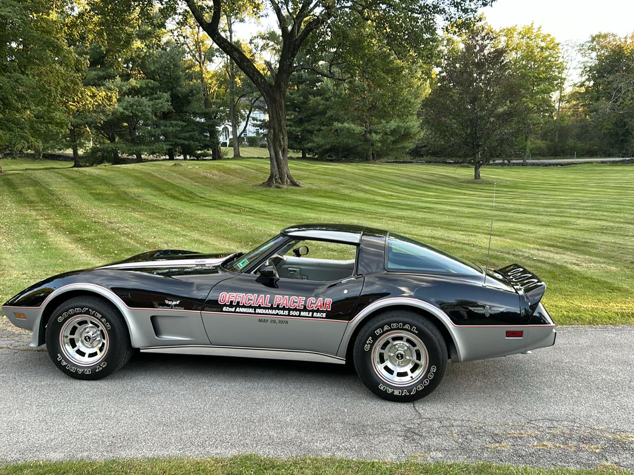 Chevrolet Corvette 1LT Coupe Automatic 1978