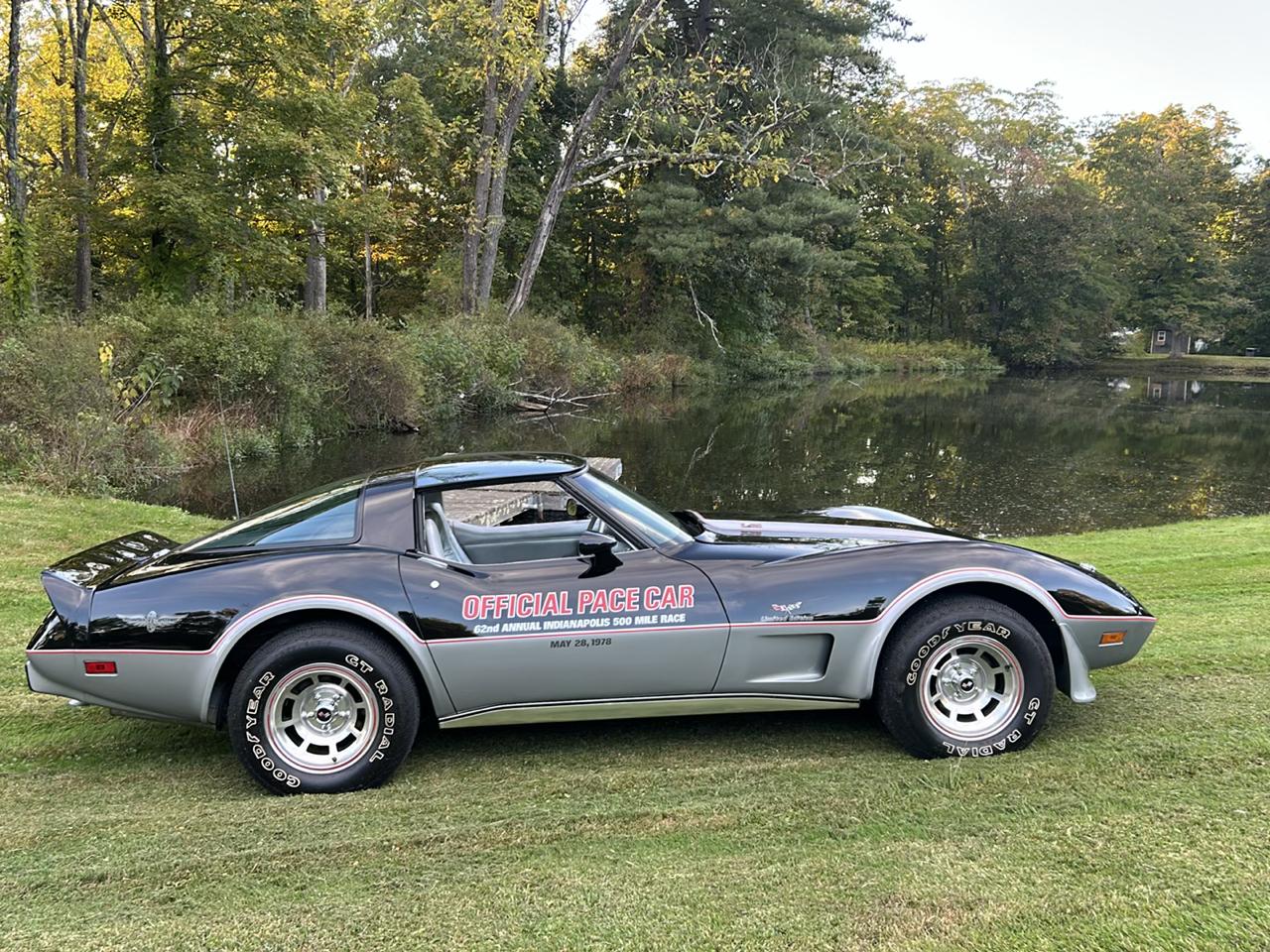 Chevrolet Corvette 1LT Coupe Automatic 1978