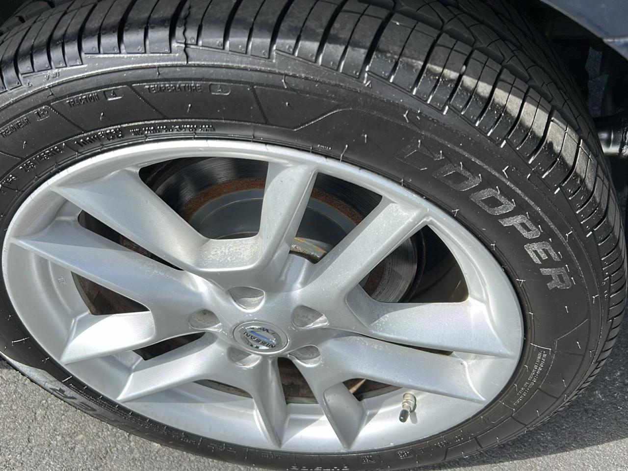 Nissan Maxima SV 2013