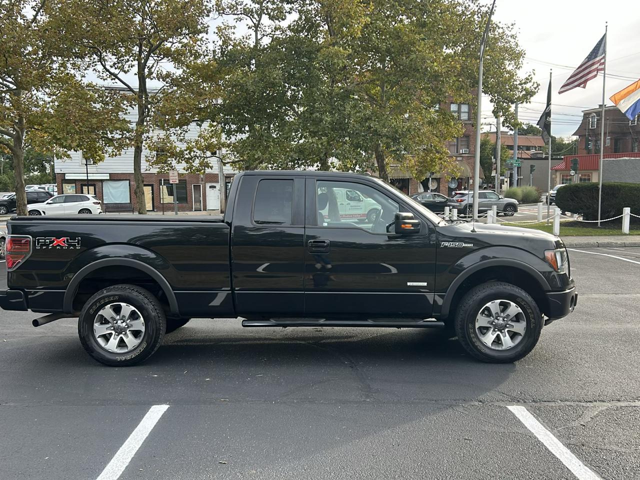 Ford F-150 FX4 SuperCab 6.5-ft. Bed 4WD 2011