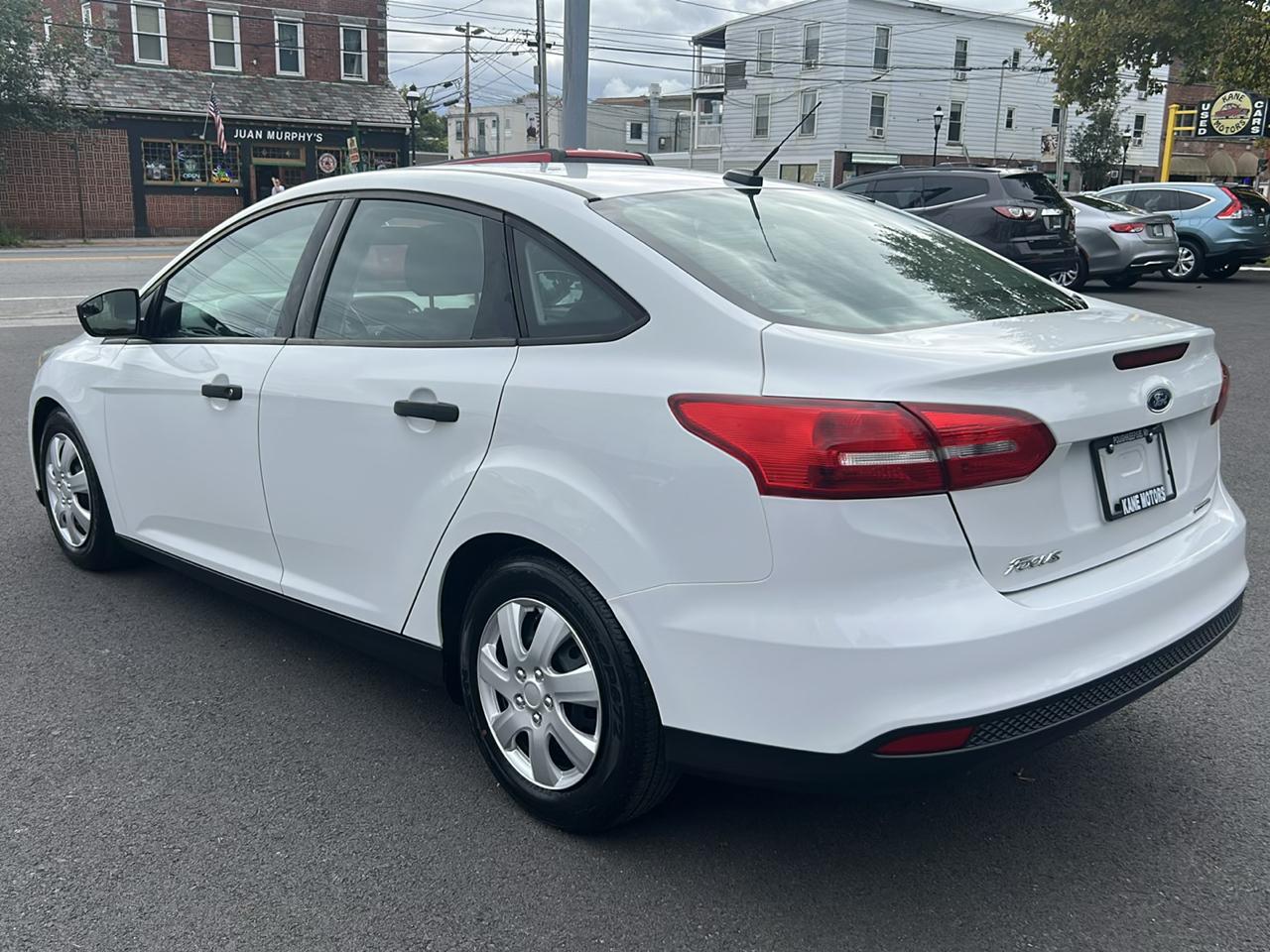 Ford Focus S Sedan 2015