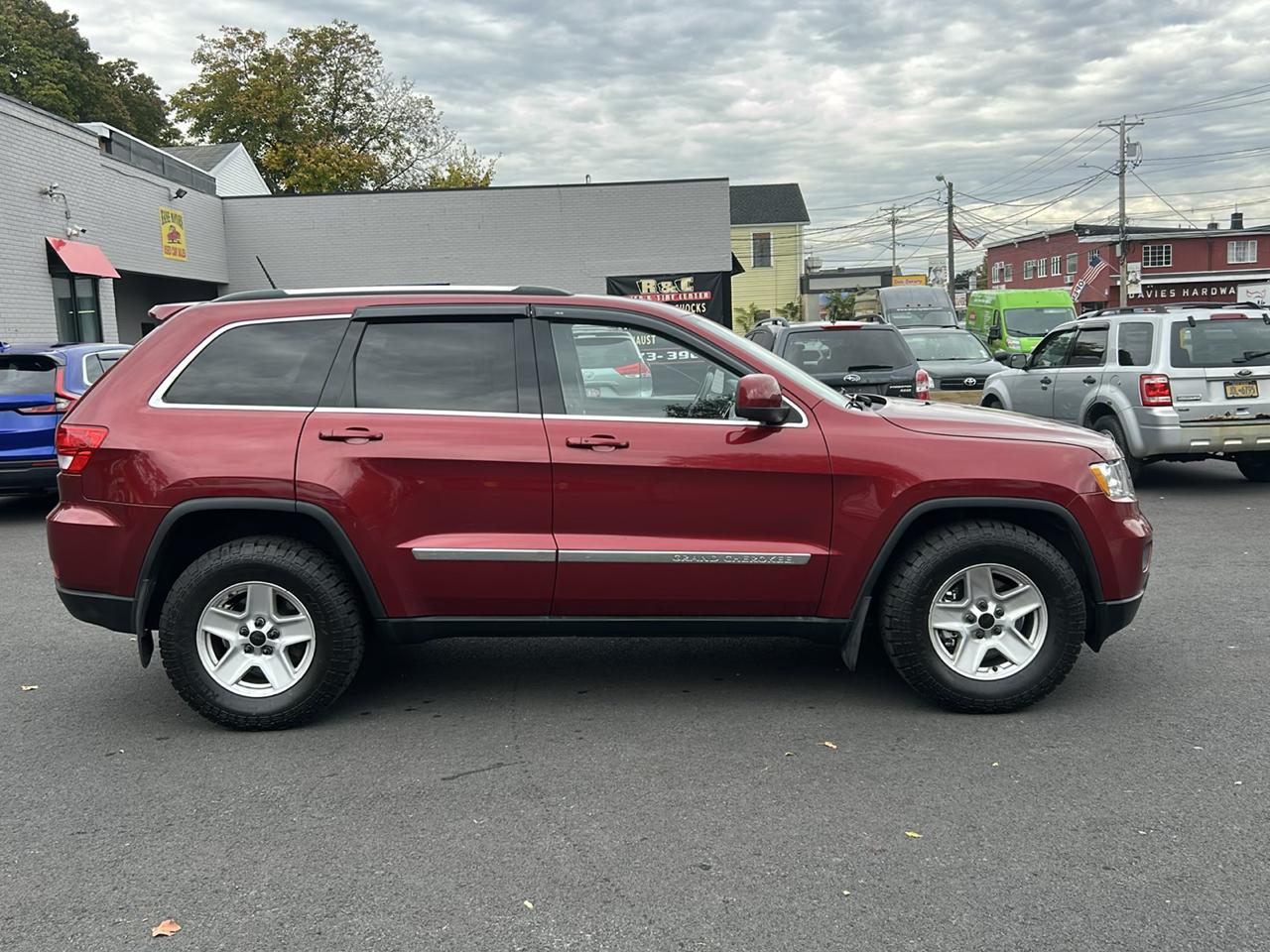 Jeep Grand Cherokee Laredo 4WD 2012