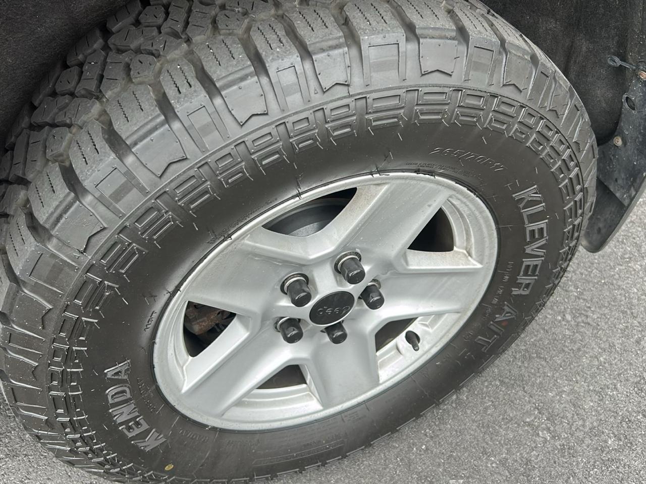 Jeep Grand Cherokee Laredo 4WD 2012