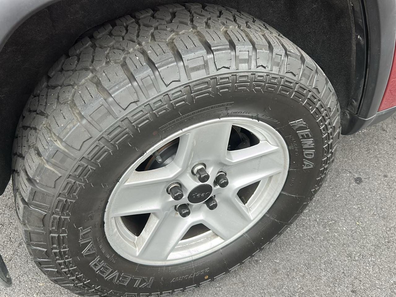 Jeep Grand Cherokee Laredo 4WD 2012
