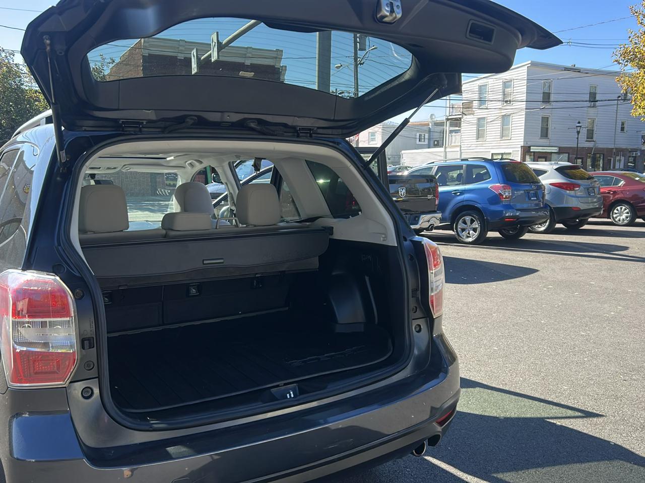 Subaru Forester 2.5i Premium 2014