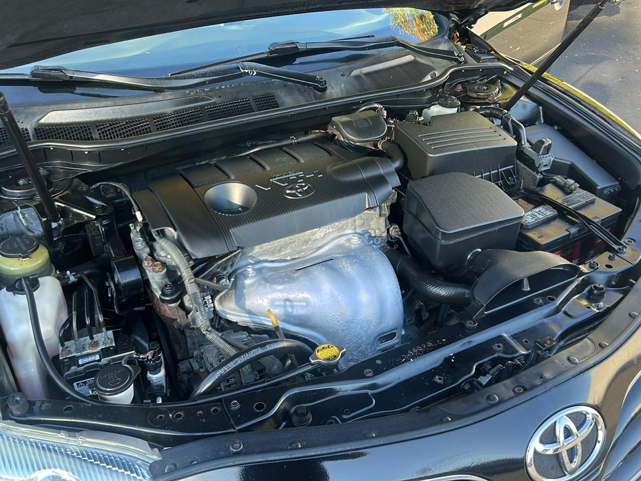 Toyota Camry 4dr Sdn SE Auto (Natl) 2011