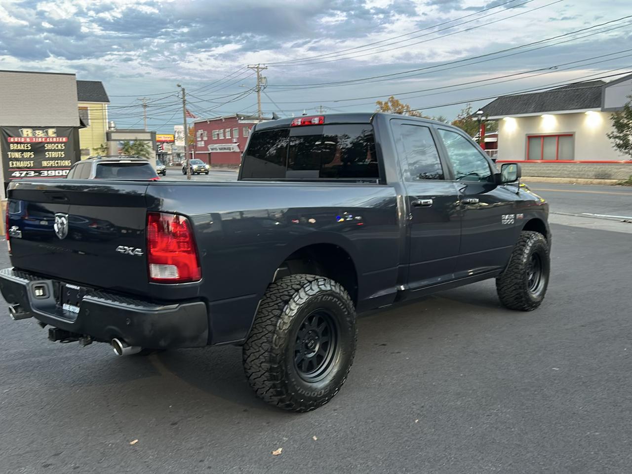 RAM 1500 4WD Crew Cab 149" Big Horn 2016