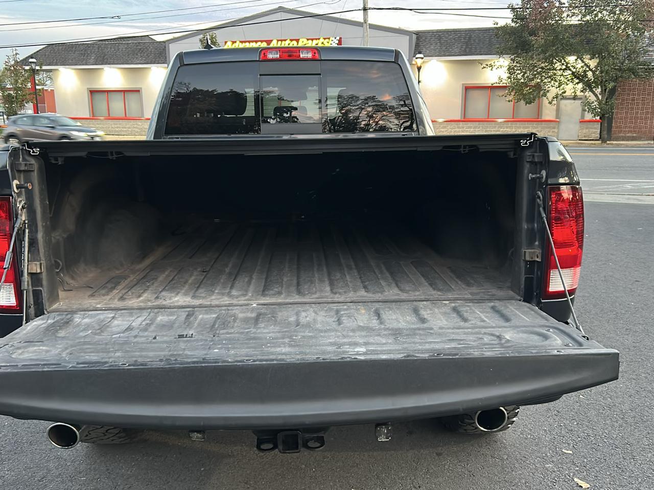RAM 1500 4WD Crew Cab 149" Big Horn 2016