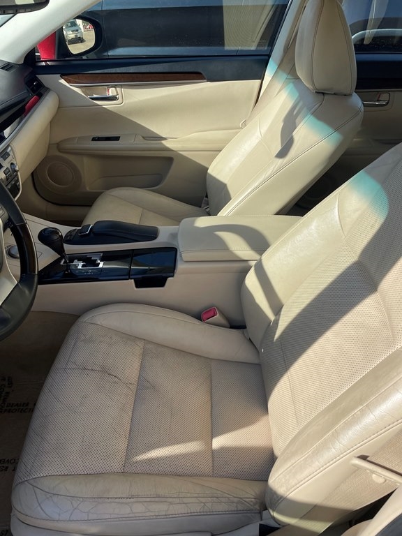 Lexus ES 350 4dr Sdn 2013