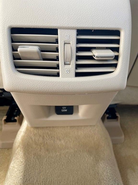 Lexus ES 350 4dr Sdn 2013