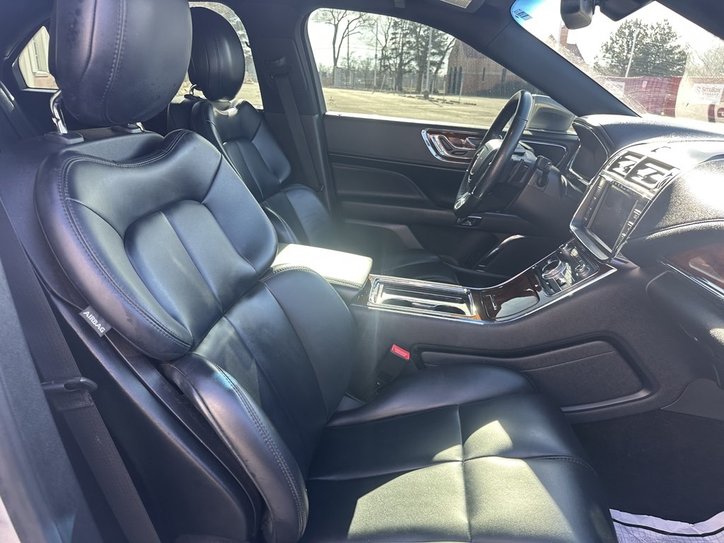 Lincoln Continental Premiere FWD 2018