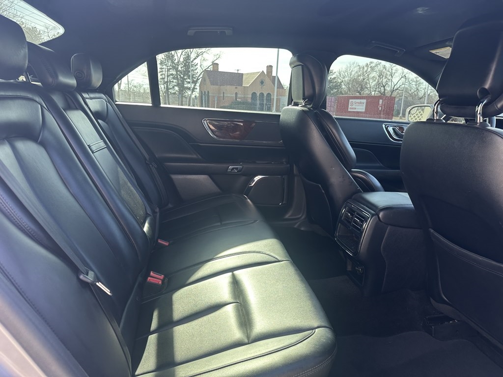 Lincoln Continental Premiere FWD 2018