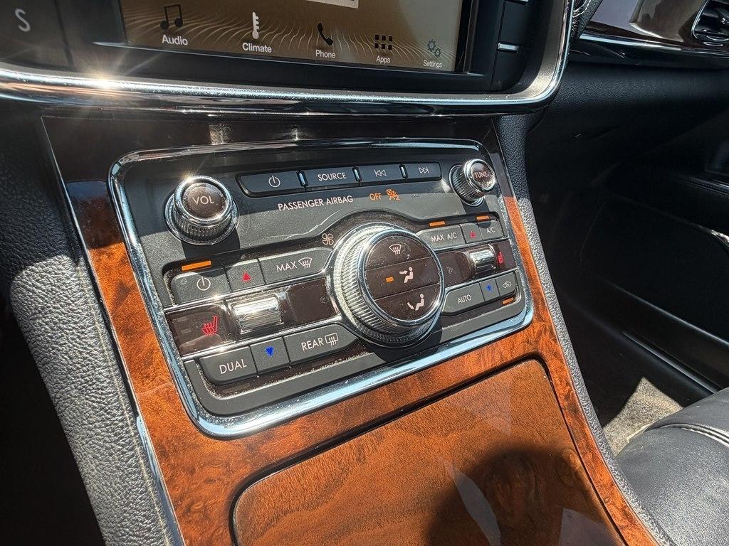 Lincoln Continental Premiere FWD 2018