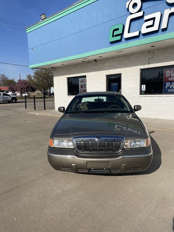 Mercury Grand Marquis 4dr Sdn LS 2001
