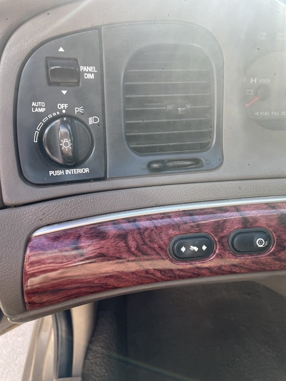 Mercury Grand Marquis 4dr Sdn LS 2001