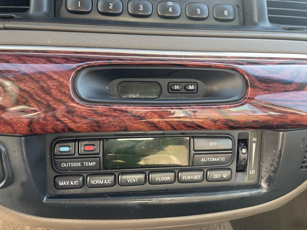 Mercury Grand Marquis 4dr Sdn LS 2001