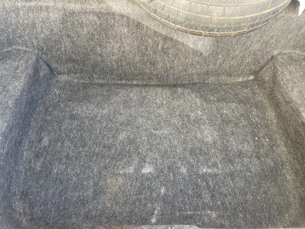 Mercury Grand Marquis 4dr Sdn LS 2001