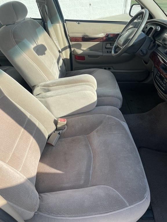 Mercury Grand Marquis 4dr Sdn LS 2001