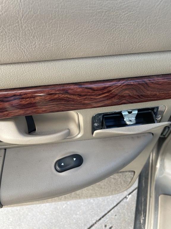 Mercury Grand Marquis 4dr Sdn LS 2001