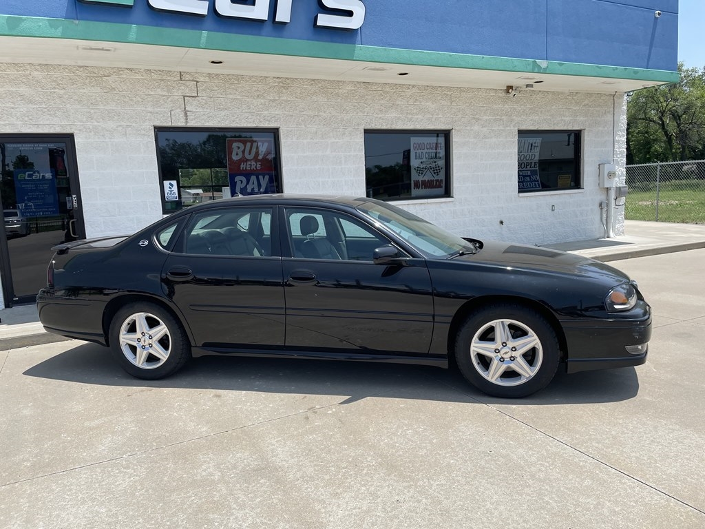 Chevrolet Impala 4dr Sdn SS Supercharged 2004 Chevrolet Impala 4dr Sdn SS Supercharged 2004