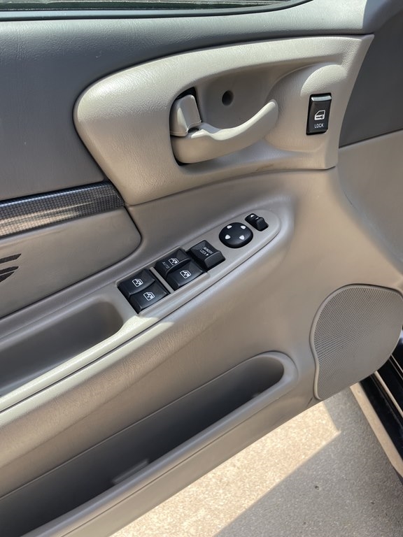 Chevrolet Impala 4dr Sdn SS Supercharged 2004 Chevrolet Impala 4dr Sdn SS Supercharged 2004