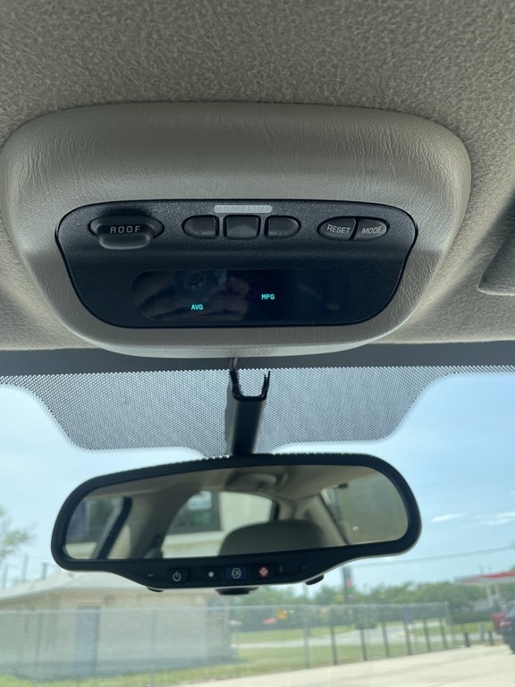 Chevrolet Impala 4dr Sdn SS Supercharged 2004 Chevrolet Impala 4dr Sdn SS Supercharged 2004