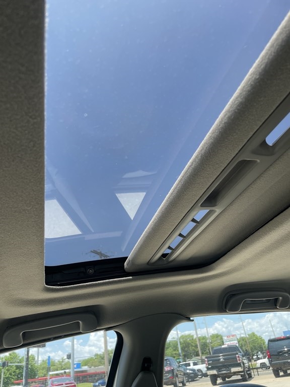 Chevrolet Impala 4dr Sdn SS Supercharged 2004 Chevrolet Impala 4dr Sdn SS Supercharged 2004