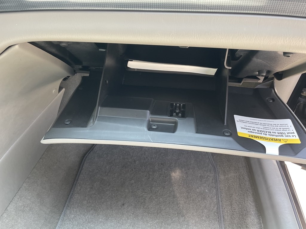 Chevrolet Impala 4dr Sdn SS Supercharged 2004 Chevrolet Impala 4dr Sdn SS Supercharged 2004