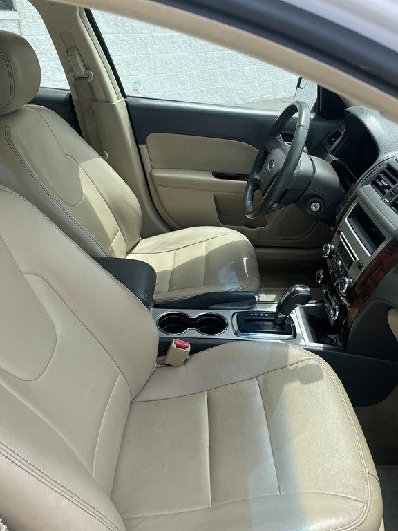 Ford Fusion 4dr Sdn SEL FWD 2011