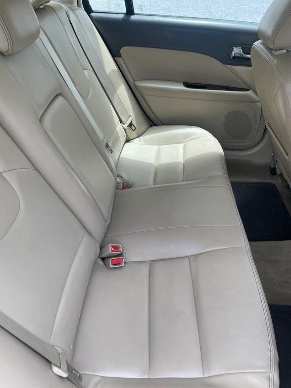Ford Fusion 4dr Sdn SEL FWD 2011