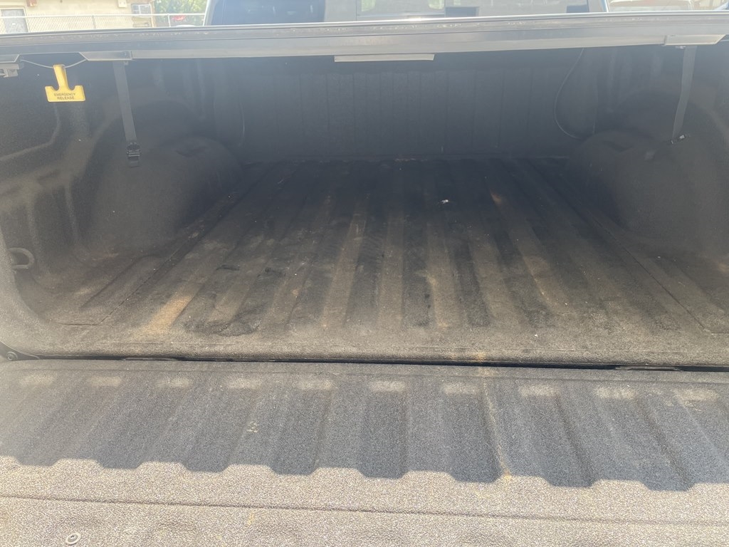 RAM 1500 Big Horn 4x4 Crew Cab 5'7" Box 2020 RAM 1500 Big Horn 4x4 Crew Cab 5'7" Box 2020