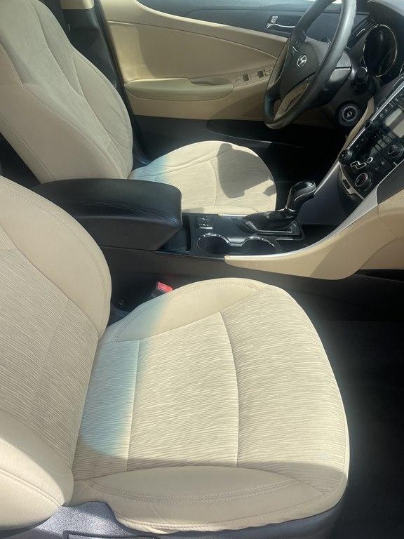 Hyundai Sonata 4dr Sdn 2.4L Auto GLS *Ltd Avail* 2013
