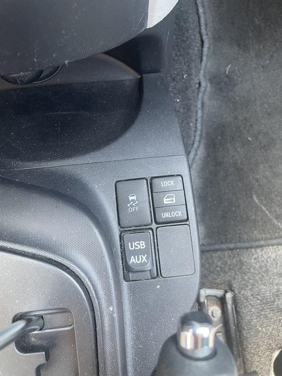 Scion iQ 3dr HB (Natl) 2012