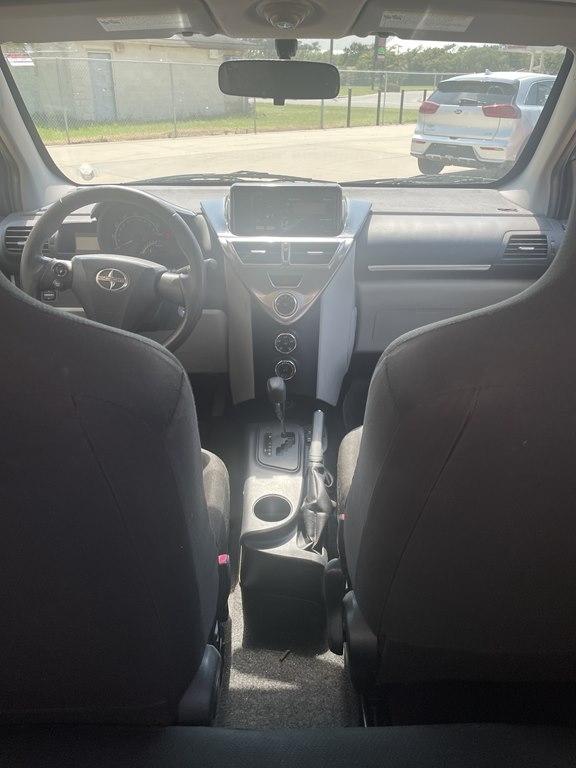 Scion iQ 3dr HB (Natl) 2012