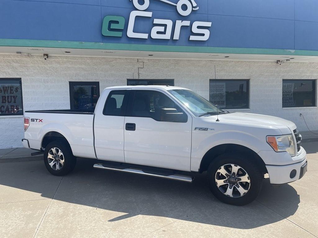 Ford F-150 2WD SuperCab 145" XL 2013
