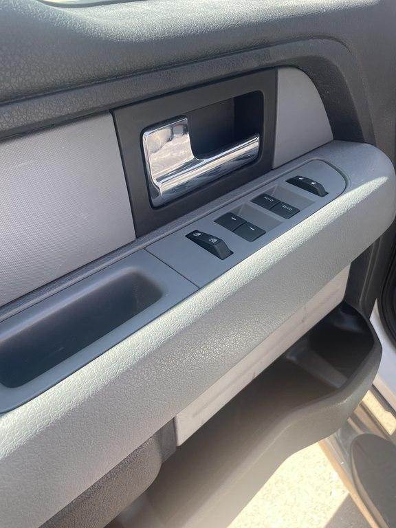 Ford F-150 2WD SuperCab 145" XL 2013