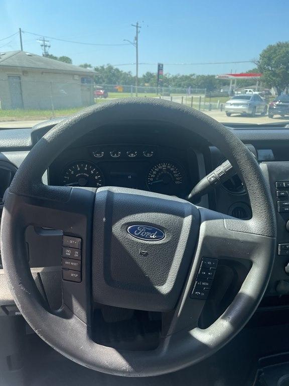 Ford F-150 2WD SuperCab 145" XL 2013