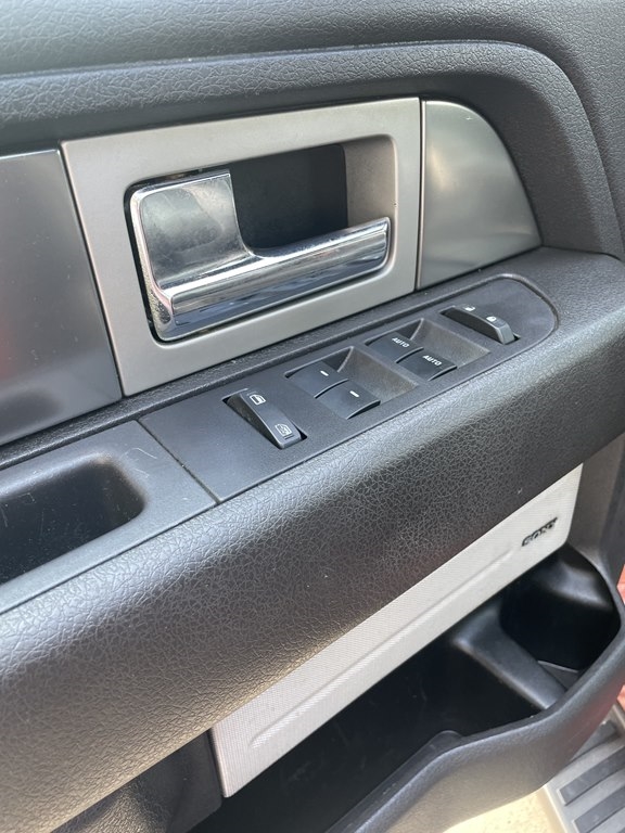 Ford F-150 4WD SuperCrew 145" FX4 2014 Ford F-150 4WD SuperCrew 145" FX4 2014