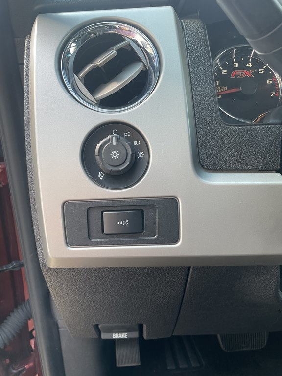 Ford F-150 4WD SuperCrew 145" FX4 2014 Ford F-150 4WD SuperCrew 145" FX4 2014