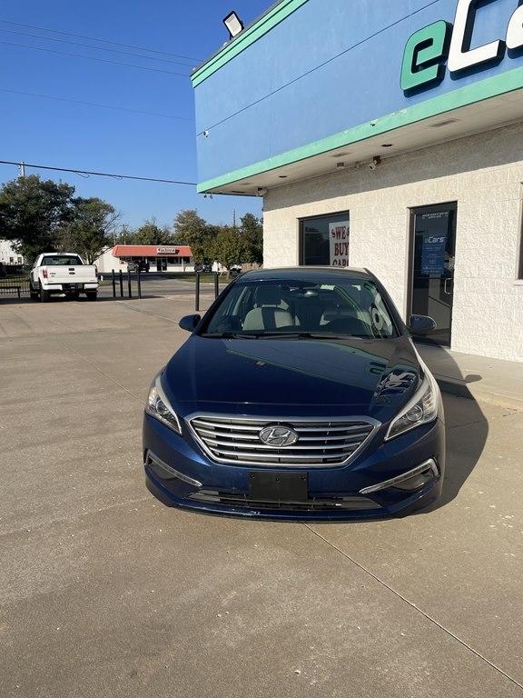 Hyundai Sonata 4dr Sdn 2.4L SE 2015