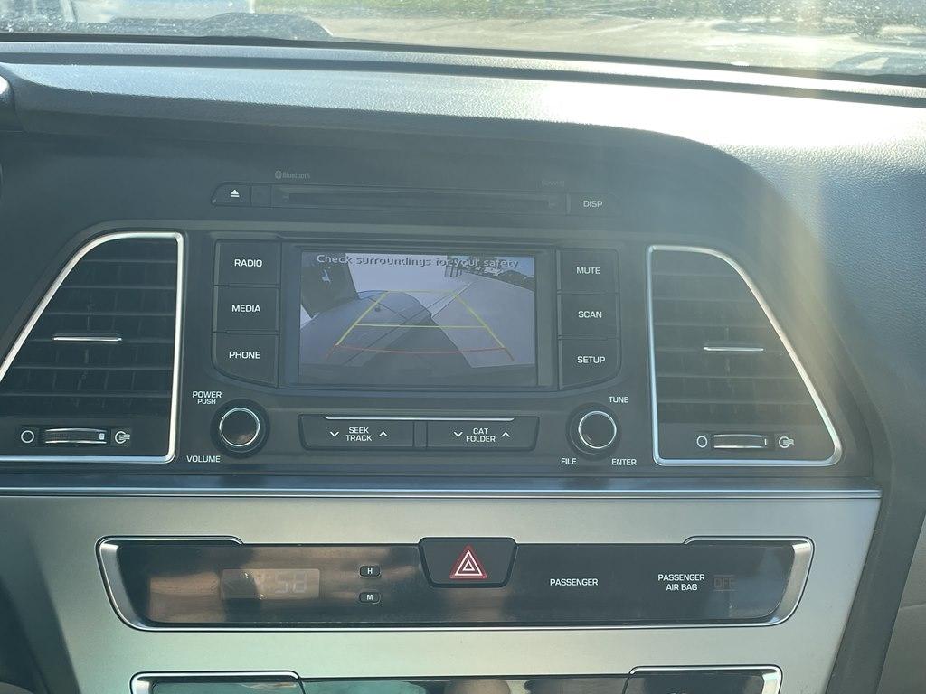 Hyundai Sonata 4dr Sdn 2.4L SE 2015