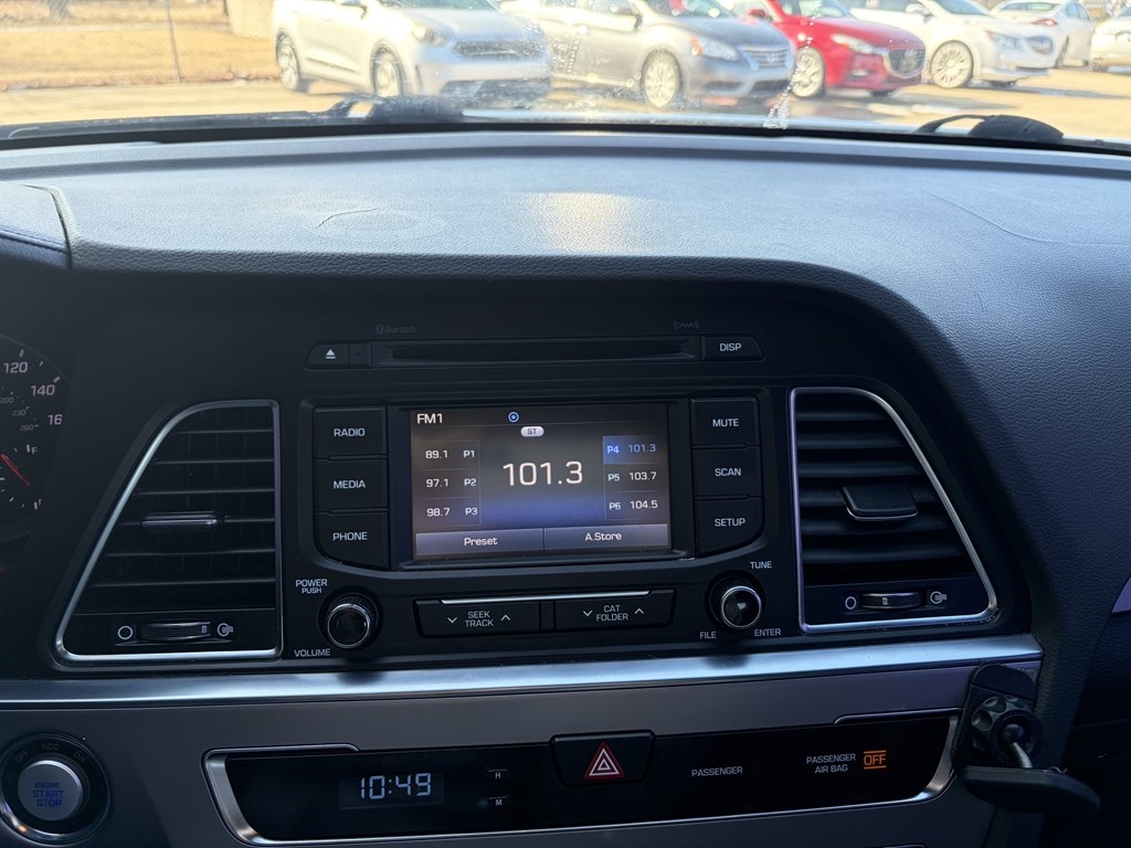 Hyundai Sonata 4dr Sdn 2.0T Sport *Ltd Avail* 2015