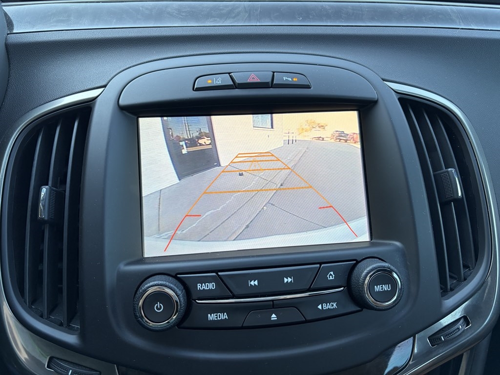 Buick LaCrosse 4dr Sdn Premium II FWD 2016