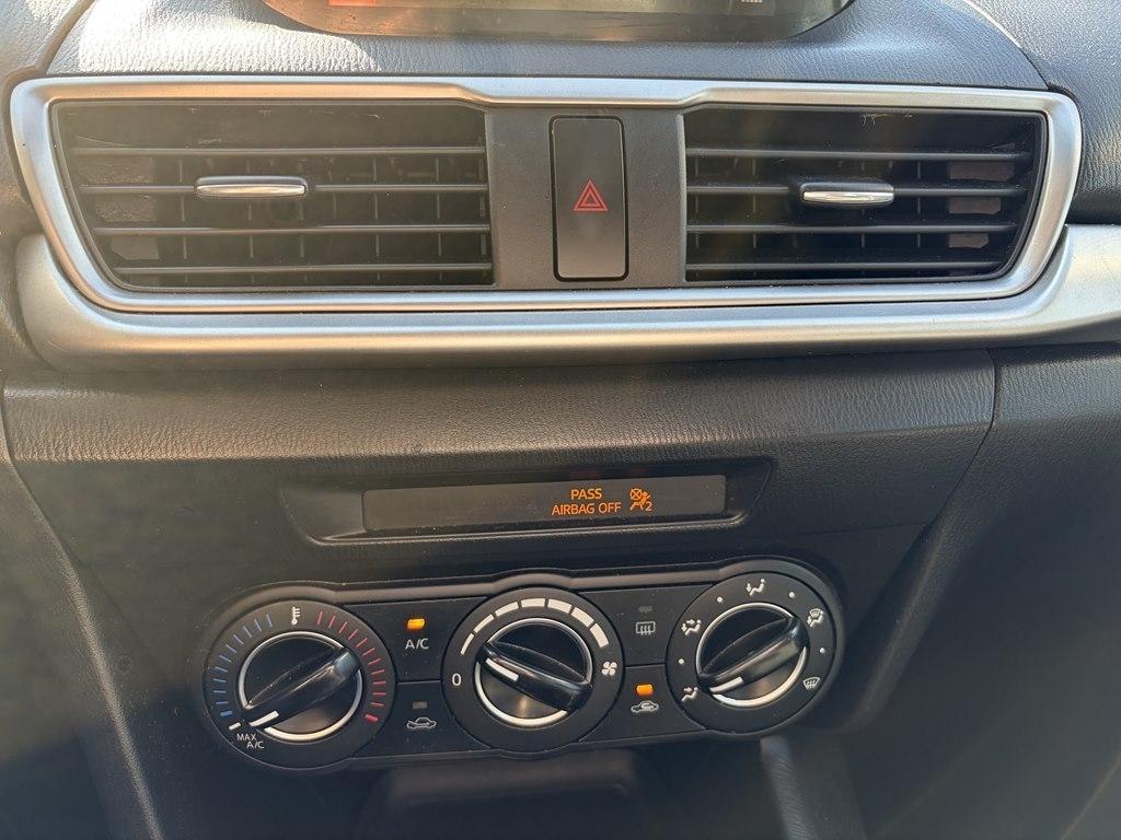 Mazda Mazda3 4-Door Sport Manual 2018